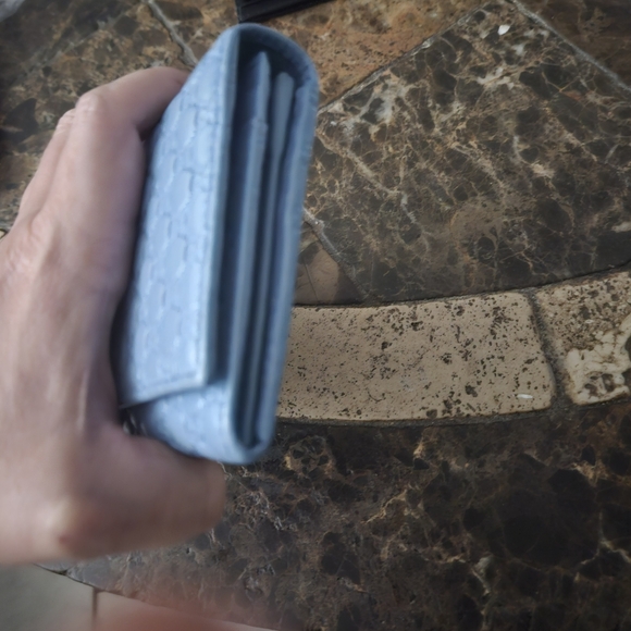 Gucci Microguccisimo  Leather Continental Flap Wallet in mineral blue - Picture 5 of 13